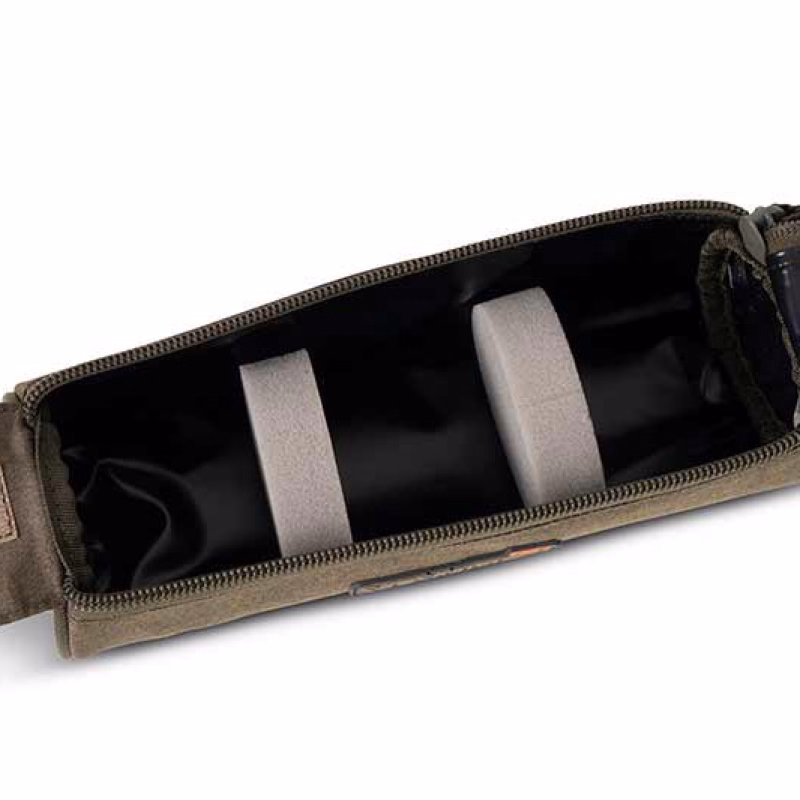 FOX Voyager Spool Case 4