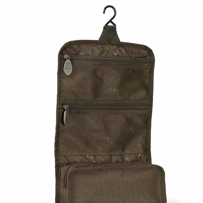FOX Voyager Roll Wash Bag
