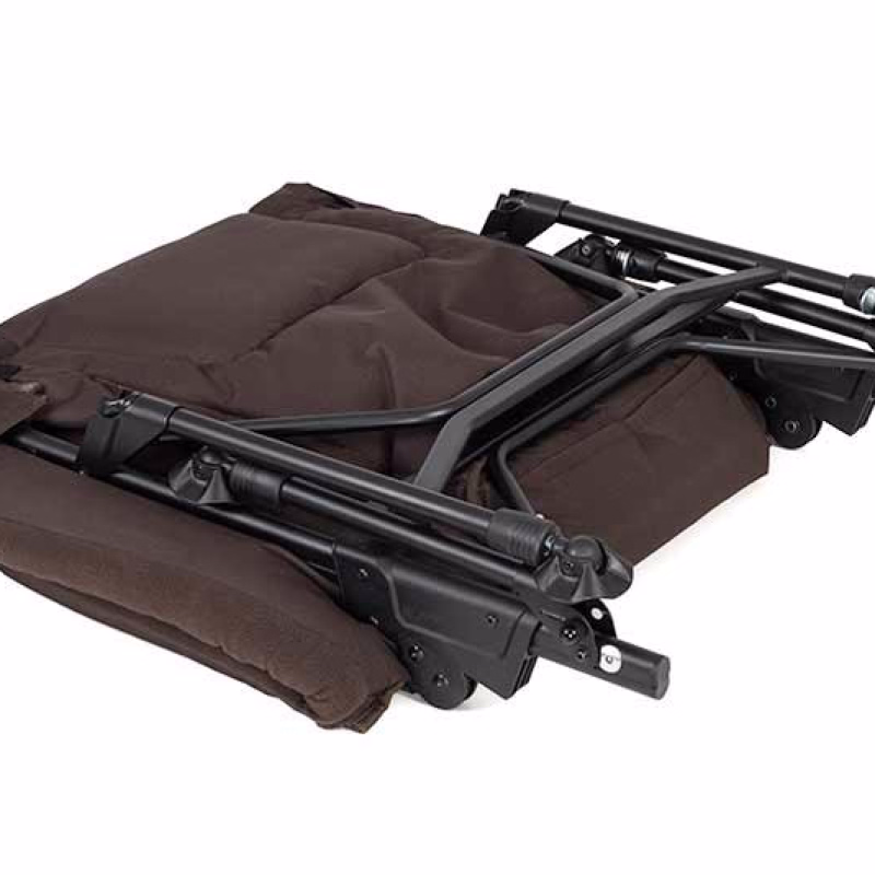 FOX EOS Lounger Chair