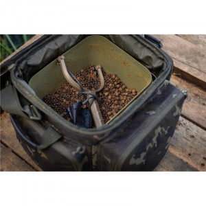 KORDA Compac Cube Carryall Dark Kamo 1