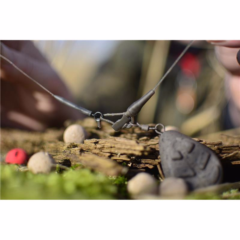 POLE POSITION LEADCLIP SET + LEADER 65LB SILT